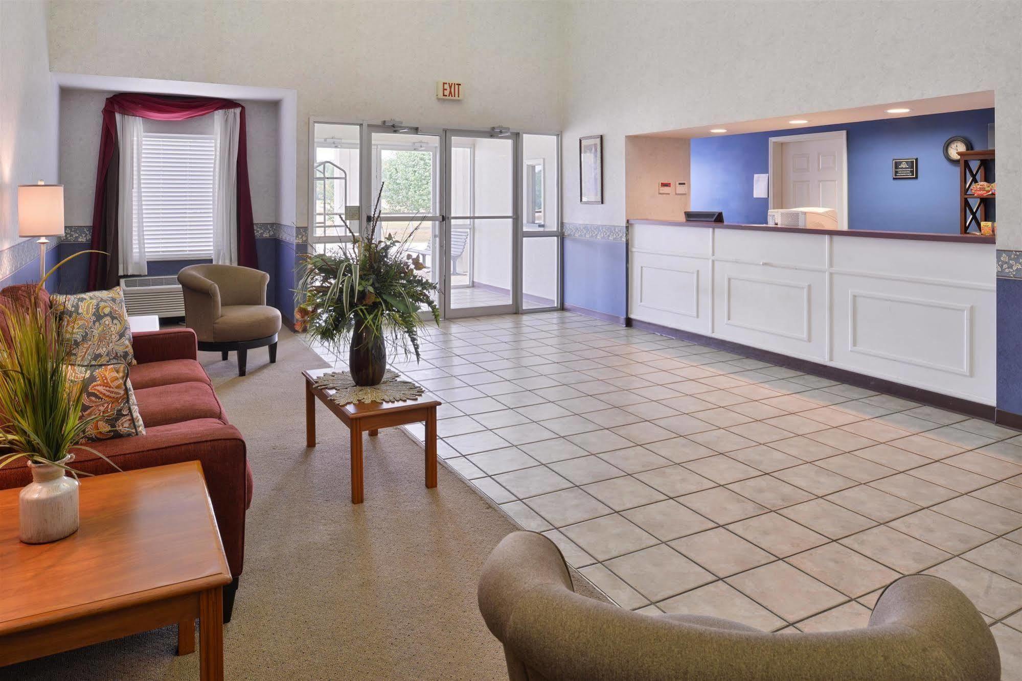 Americas Best Value Inn Smackover Exterior photo